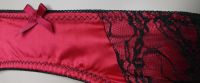 Phantastischer Strapsgürtel Satin in rot